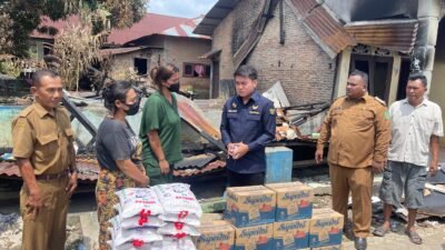 Gerak Cepat, Ricky Anthony SH Bantu Korban Kebakaran di Langkat
